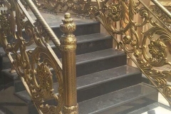 Railing-Tangga-Klasik-Besi-Tempa-Mewah-36