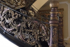 Railing-Tangga-Klasik-Besi-Tempa-Mewah-9