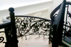 Railing-Tangga-Layang-Besi-Tempa