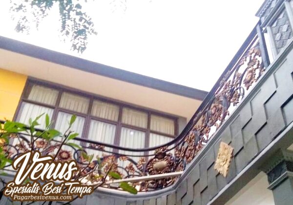 Railing Balkon Besi Tempa Mewah
