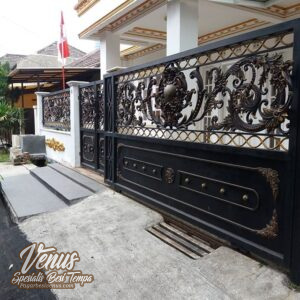 Pagar Besi Tempa Sederhana