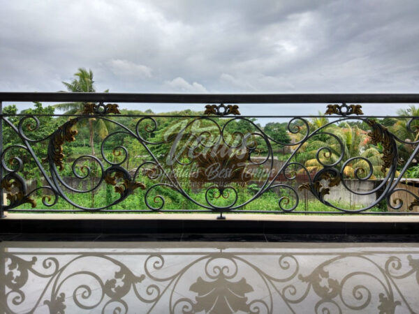 Railing Balkon Besi Tempa Minimalis