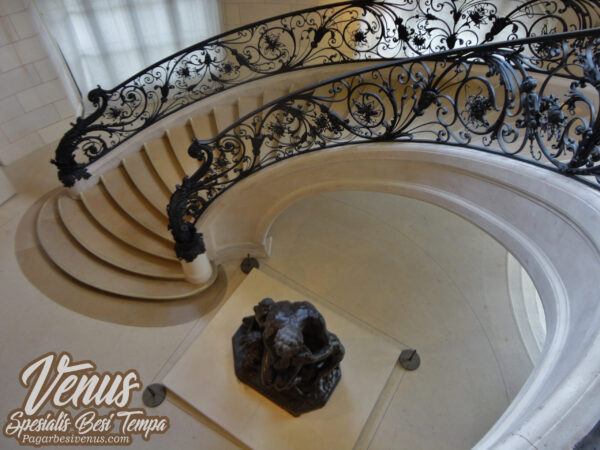 Staircase (116) Railing Besi Tempa Mewah Modern