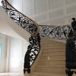 Railing Tangga Besi Klasik Mewah